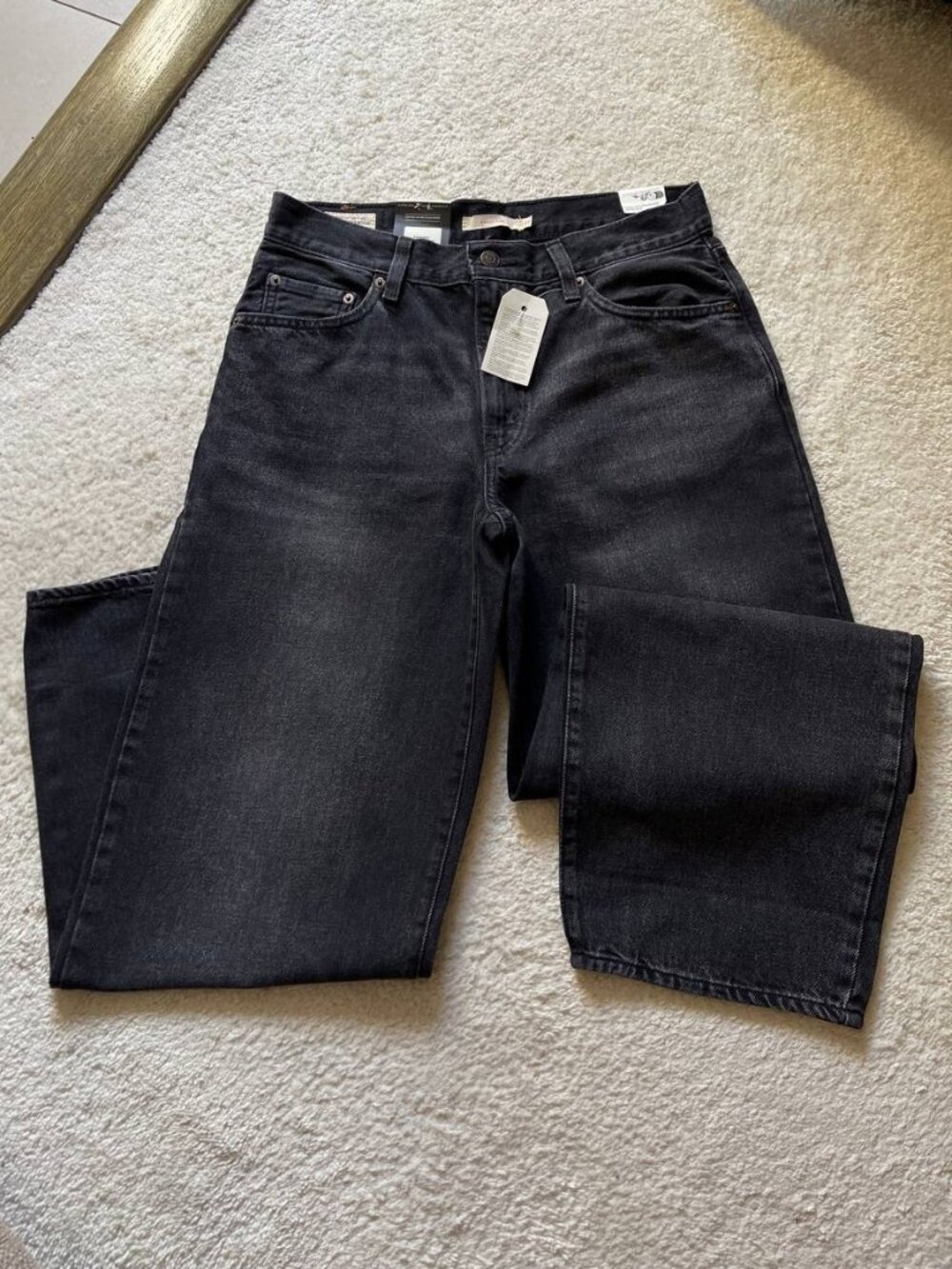 NWT Levi's Premium Baggy Dad Mid Rise Jeans Size 27/32
